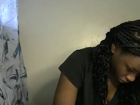 Snapshot of Novah_ chatting on November 1, 2025, 7:57 am Novah online show from November 1, 2025, 7:57 am