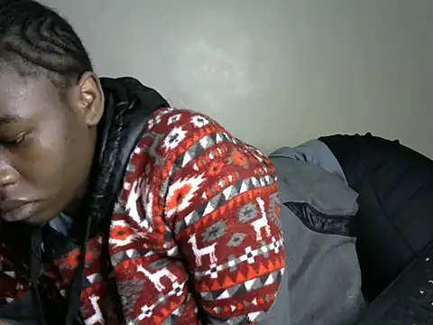 Snapshot of Novah_ chatting on November 24, 2025, 1:44 pm Novah online show from November 24, 2025, 1:44 pm