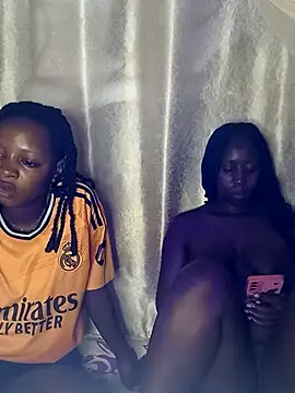 Snapshot of Swit_virgin22 chatting on December 15, 2025, 2:01 pm Swit virgin22 online show from December 15, 2025, 2:01 pm