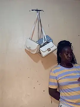 Snapshot of Swit_virgin22 chatting on November 30, 2025, 1:50 am Swit virgin22 online show from November 30, 2025, 1:50 am