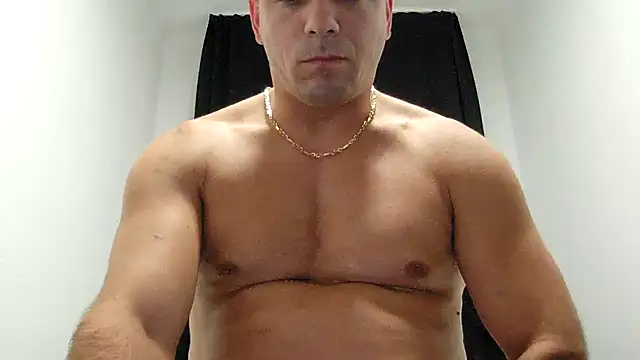 Snapshot of Mitzatb4u chatting on September 14, 2025, 1:50 am Mitzatb4u online show from September 14, 2025, 1:50 am