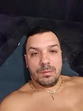 Snapshot of Mitzatb4u chatting on November 8, 2025, 2:20 pm Mitzatb4u online show from November 8, 2025, 2:20 pm