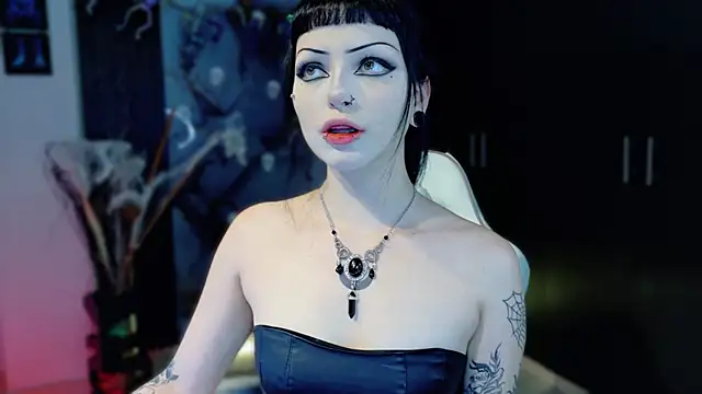 Snapshot of Madison_Jackson chatting on November 13, 2025, 10:02 pm Madison Jackson online show from November 13, 2025, 10:02 pm