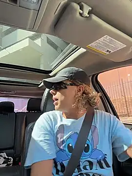 Snapshot of Georgiafox chatting on November 2, 2025, 2:00 pm Georgiafox online show from November 2, 2025, 2:00 pm