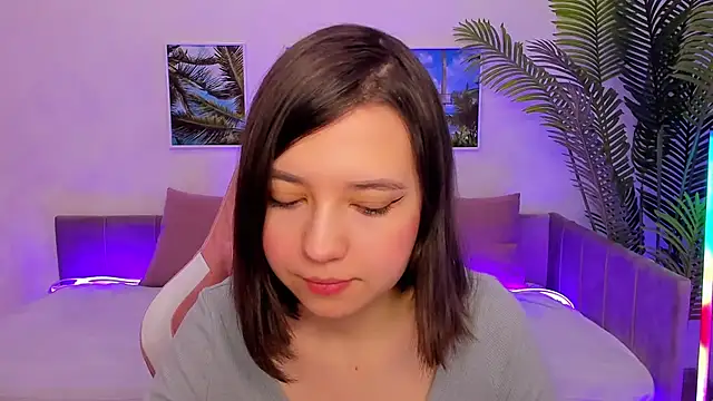 Lina Brownie online show from March 22, 2025, 2:16 am