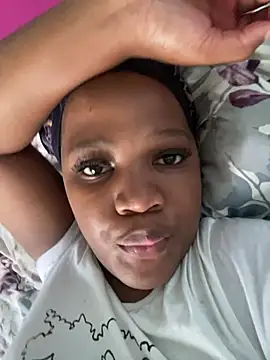 Snapshot of LootL chatting on March 3, 2025, 10:49 am LootL online show from March 3, 2025, 10:49 am