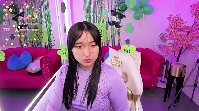 Miss dolly  online show from March 18, 2025, 12:28 pm