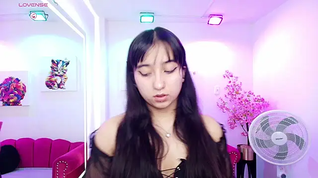 Snapshot of Miss_dolly_ chatting on March 23, 2026, 1:00 pm Miss dolly online show from March 23, 2026, 1:00 pm