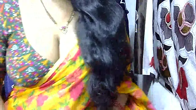 Snapshot of samyukthapuretelugu chatting on March 20, 2025, 12:54 pm samyukthapuretelugu online show from March 20, 2025, 12:54 pm