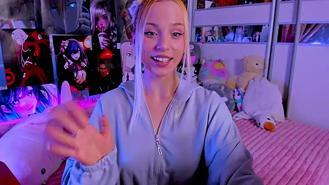 Cute  Pony online show from June 10, 2026, 8:21 pm