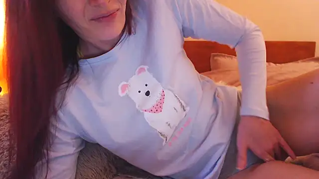 Snapshot of LovelyAndraGirl chatting on February 1, 2026, 12:47 pm LovelyAndraGirl online show from February 1, 2026, 12:47 pm