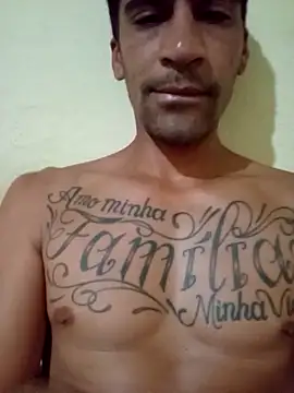 Snapshot of adriabis013 chatting on December 20, 2025, 4:10 pm adriabis013 online show from December 20, 2025, 4:10 pm