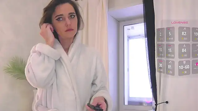 Snapshot of -MARIDRAGON- chatting on December 19, 2025, 7:33 am -MARIDRAGON- online show from December 19, 2025, 7:33 am