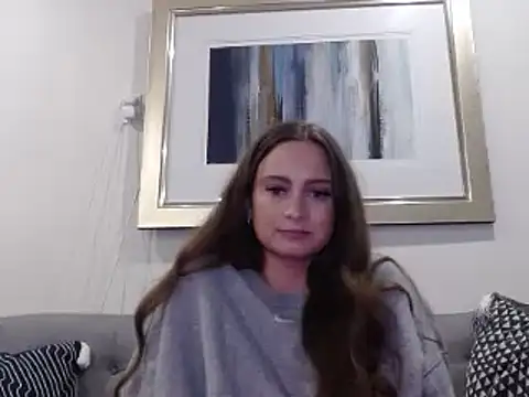 Snapshot of Sophie_Raegan chatting on February 14, 2025, 4:58 am Sophie Raegan online show from February 14, 2025, 4:58 am