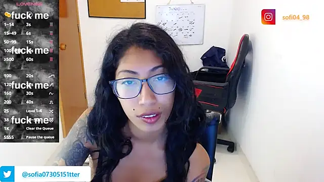 sofia rosse4 online show from June 25, 2026, 11:43 pm