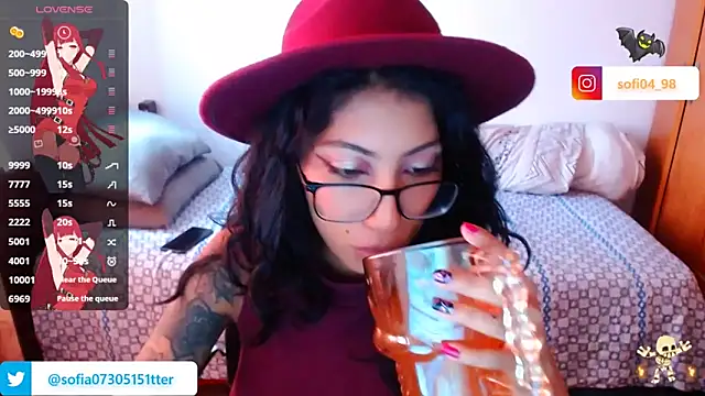 sofia rosse4 online show from January 15, 2026, 1:25 pm