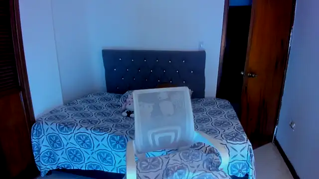 Snapshot of sofialove__ chatting on September 26, 2025, 12:39 am sofialove   online show from September 26, 2025, 12:39 am