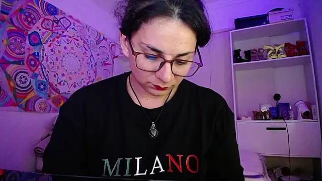 Snapshot of Amarantha_666 chatting on October 15, 2025, 10:40 pm Amarantha 666 online show from October 15, 2025, 10:40 pm