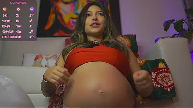 Snapshot of AyraSmith_ chatting on November 16, 2025, 12:37 am AyraSmith online show from November 16, 2025, 12:37 am