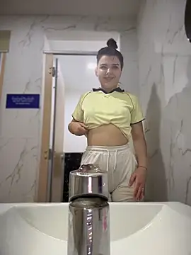 NikaMur online show from February 17, 2026, 2:20 am