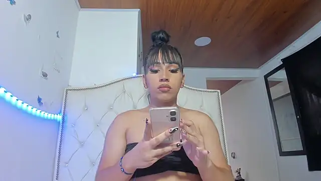 Anny jhonsonx online show from September 17, 2025, 10:01 pm