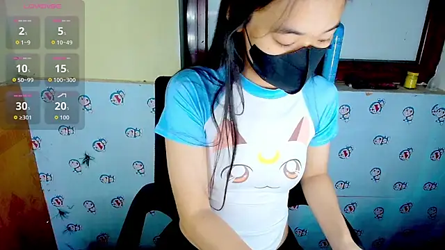   Saphia   online show from November 19, 2025, 3:01 pm