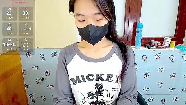   Saphia   online show from November 25, 2025, 12:33 am