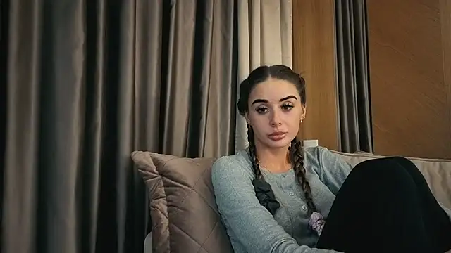 your bunnygirl online show from November 3, 2025, 6:11 pm