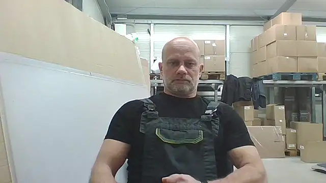 Snapshot of Boomerhun chatting on January 13, 2026, 5:11 am Boomerhun online show from January 13, 2026, 5:11 am