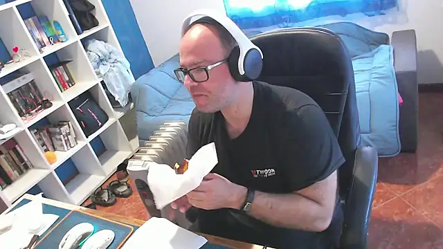 Snapshot of ravingr4d4 chatting on March 30, 2026, 1:12 pm ravingr4d4 online show from March 30, 2026, 1:12 pm
