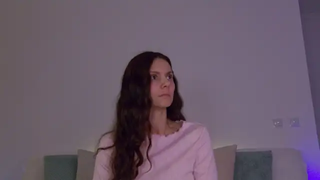 Snapshot of LilyRoselyn chatting on October 15, 2025, 11:24 pm LilyRoselyn online show from October 15, 2025, 11:24 pm