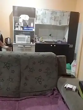 LilithRos3 online show from April 18, 2026, 9:37 pm