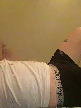 Snapshot of Tylerx9 chatting on March 17, 2026, 3:09 am Tylerx9 online show from March 17, 2026, 3:09 am