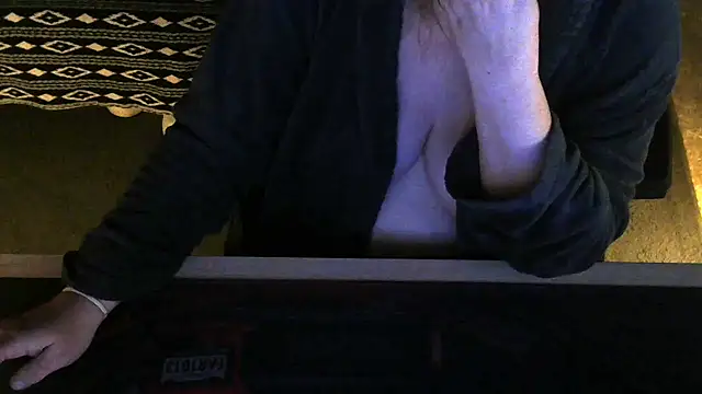 Silvia2277 online show from March 13, 2026, 9:42 pm