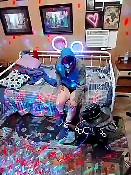 Snapshot of AlphaAlluring69 chatting on December 10, 2024, 5:39 am AlphaAlluring69 online show from December 10, 2024, 5:39 am