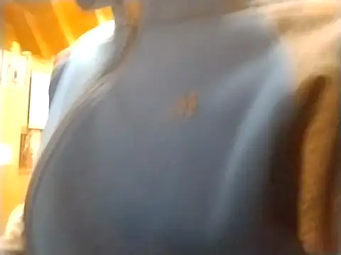 Snapshot of AlphaAlluring69 chatting on December 8, 2024, 4:22 am AlphaAlluring69 online show from December 8, 2024, 4:22 am