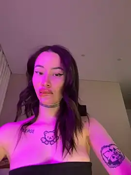 Yunasi online show from September 30, 2025, 3:07 pm