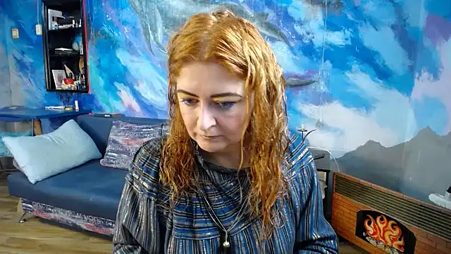 Snapshot of Helen1974 chatting on November 15, 2025, 12:58 am Helen1974 online show from November 15, 2025, 12:58 am