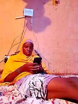 Snapshot of cute_naimah chatting on November 19, 2025, 8:20 pm cute naimah online show from November 19, 2025, 8:20 pm