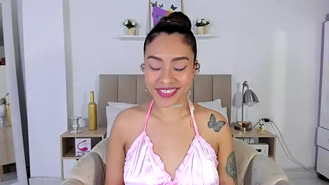 Zoe Gruber online show from May 15, 2026, 11:47 pm