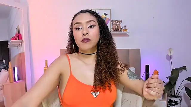 Snapshot of Zoe_Gruber chatting on January 18, 2026, 1:42 am Zoe Gruber online show from January 18, 2026, 1:42 am