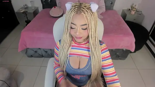 Snapshot of conny__curly chatting on May 23, 2026, 12:26 pm conny curly online show from May 23, 2026, 12:26 pm