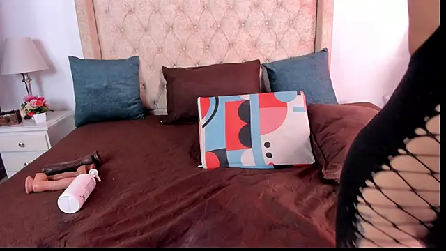 natalia collinslim online show from October 15, 2025, 3:49 am