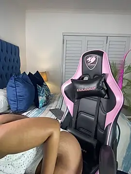 Stunning Booty online show from May 22, 2026, 5:22 pm