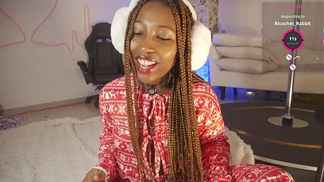 Snapshot of EmmaSanzz_ chatting on December 22, 2025, 12:38 pm EmmaSanzz online show from December 22, 2025, 12:38 pm