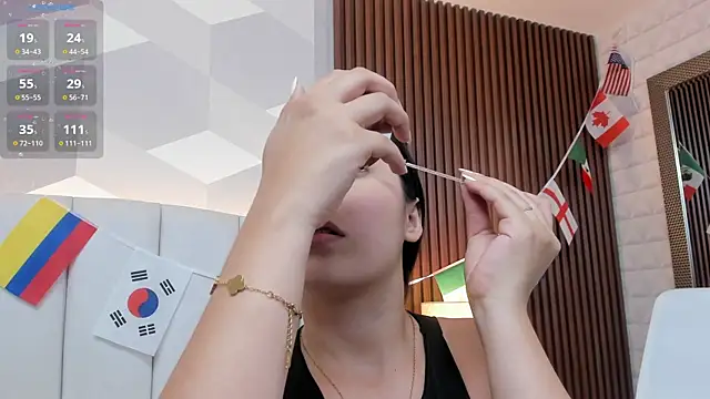 Snapshot of Julietasantos__ chatting on July 17, 2026, 6:38 pm Julietasantos online show from July 17, 2026, 6:38 pm