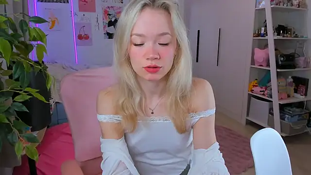 Snapshot of Lily_Young chatting on April 17, 2026, 3:20 am Lily Young online show from April 17, 2026, 3:20 am