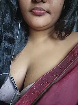 Snapshot of Kotha_-Moni chatting on July 5, 2026, 4:19 am Kotha -Moni online show from July 5, 2026, 4:19 am