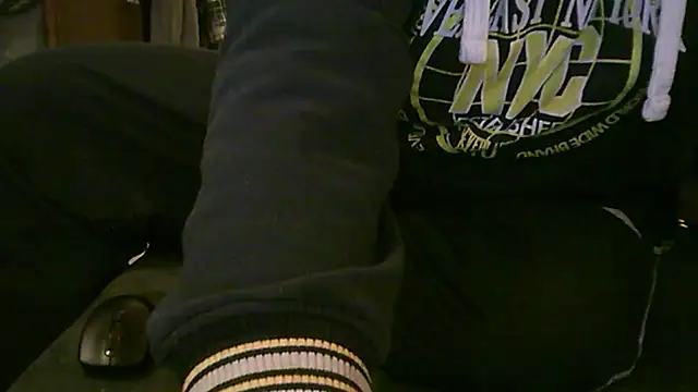 Snapshot of vimilili chatting on March 18, 2025, 9:32 pm vimilili online show from March 18, 2025, 9:32 pm