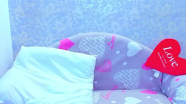 Snapshot of Vanessa_Florence chatting on October 18, 2025, 4:36 am Vanessa Florence online show from October 18, 2025, 4:36 am